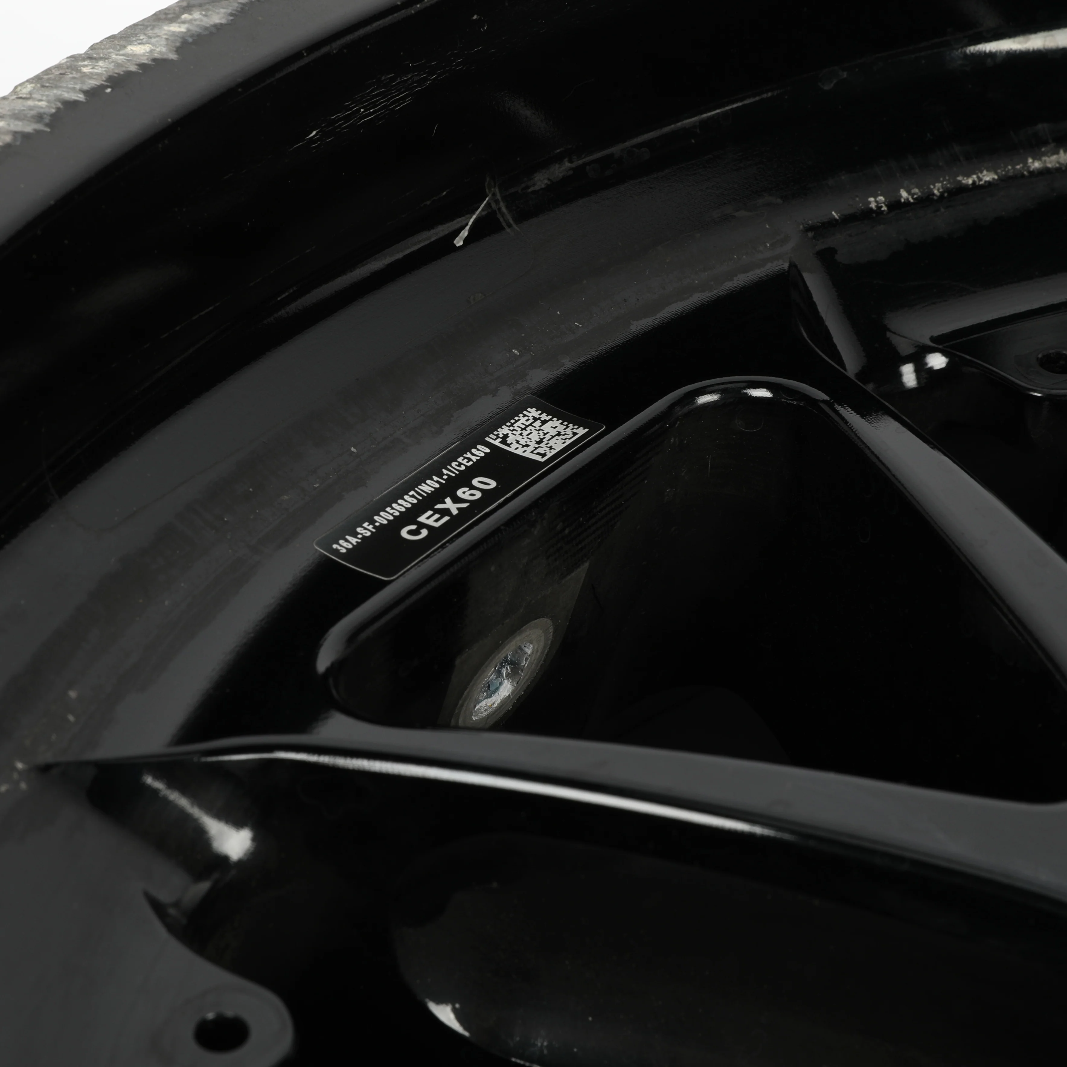 Lando Norris 2025 Front Wheel Rim Table - Australia GP - Image 5