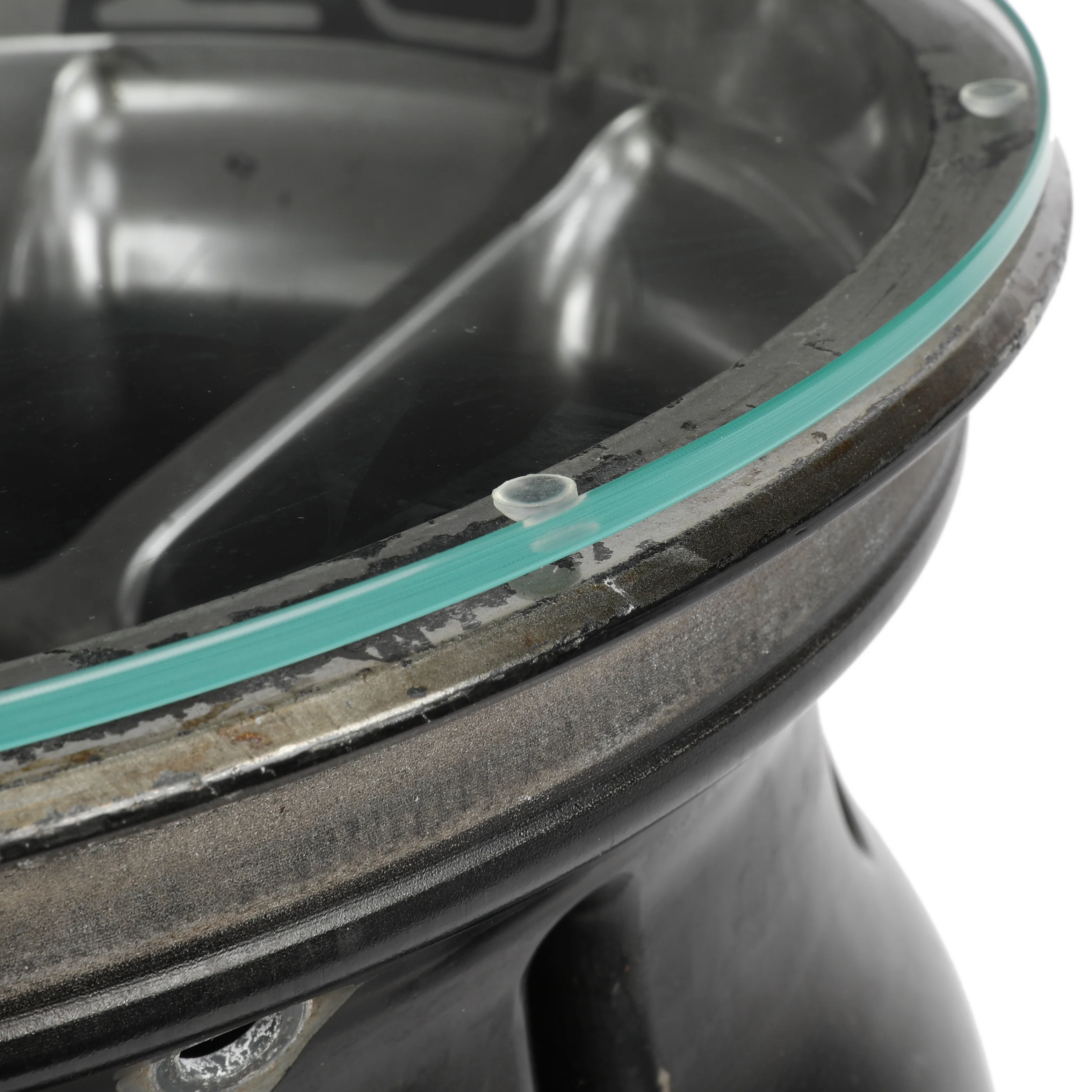 Max Verstappen 2020 Oracle Red Bull Racing Front Wheel Rim Table - Image 5