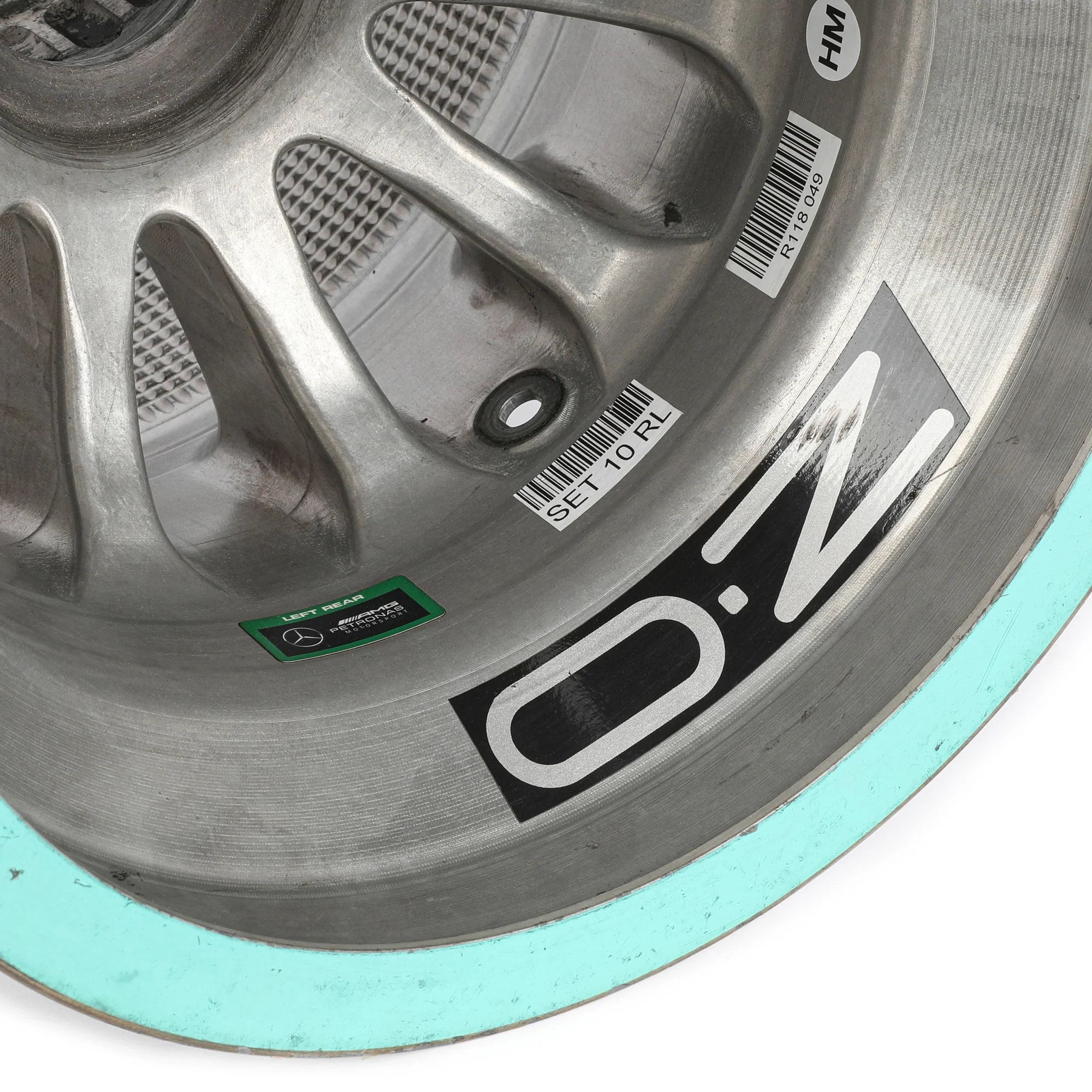 Mercedes-AMG PETRONAS F1® Team 2018 Season Used Rear Wheel Rim Table - Image 6