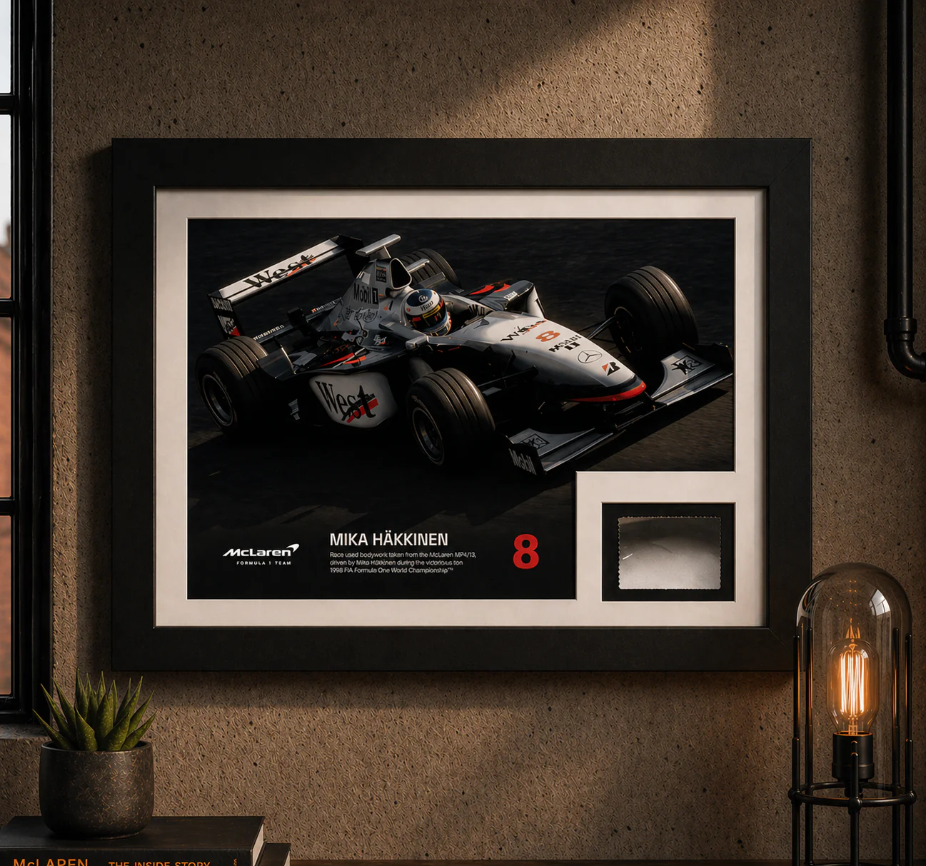Mika Häkkinen 1998 Bodywork & Photo - Championship Edition - Image 2