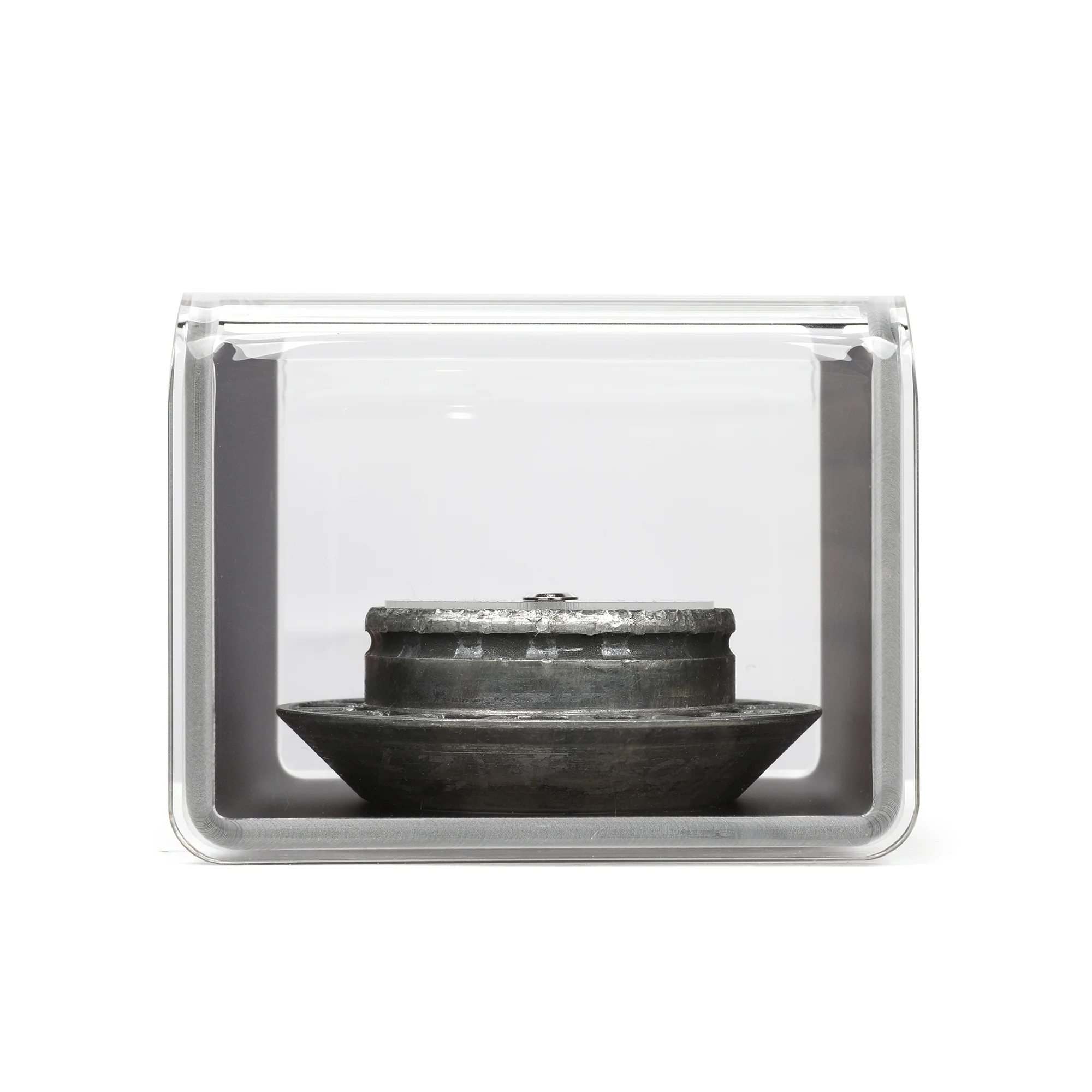 Red Bull Racing 2010 RB6 Grand Prix Used Wheel Nut in Display Case - Image 4