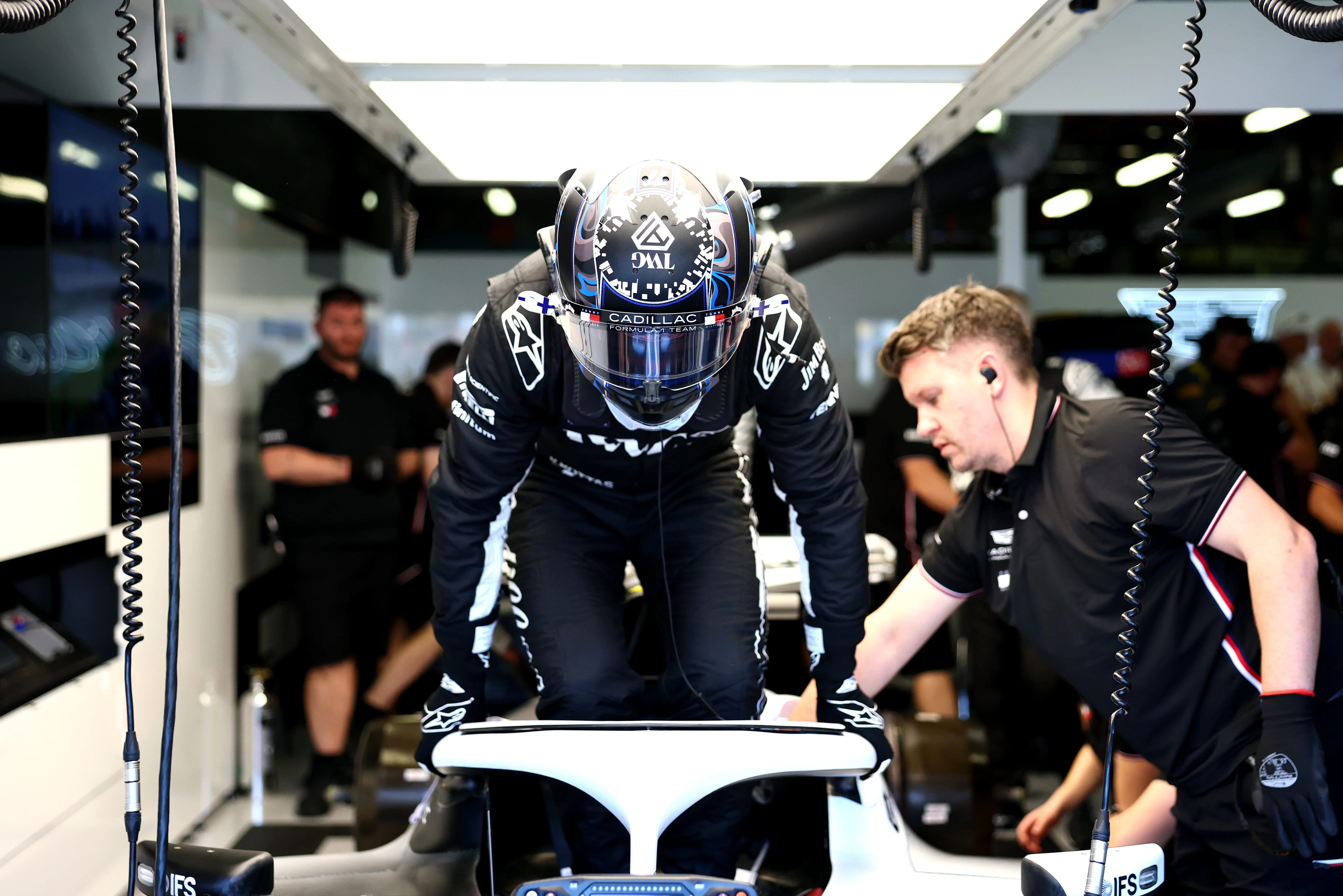 Valtteri Bottas First-Ever Cadillac Race-Used Helmet 2026 - Australian GP - Image 13